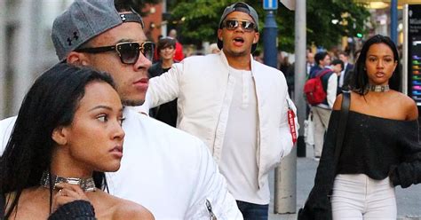 memphis depay married